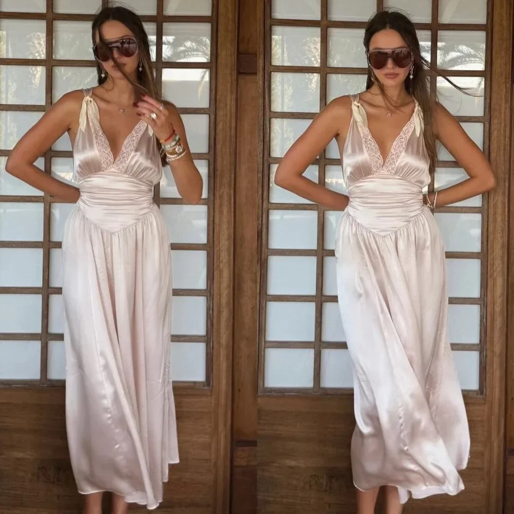 Helsa pink/beige maxi silk dress with cuet bowtie - Picture 6 of 6